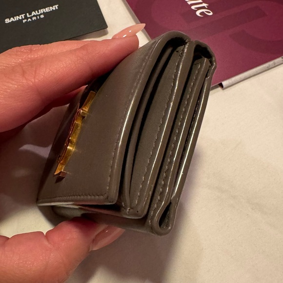 ⭐️AUTHENTIC YSL Mini Trifold Wallet - Picture 8 of 17